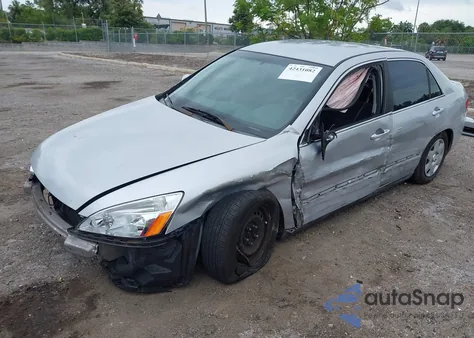 2005 Honda Accord 2.4 Lx из США, поврежденный, VIN 1HGCM56445L002995